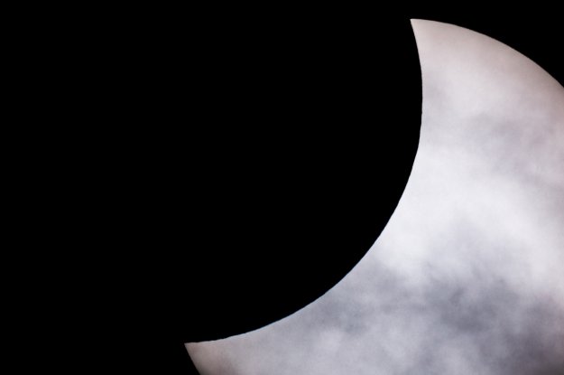 Luna alle dieci - I matematici fotografano l’eclissi